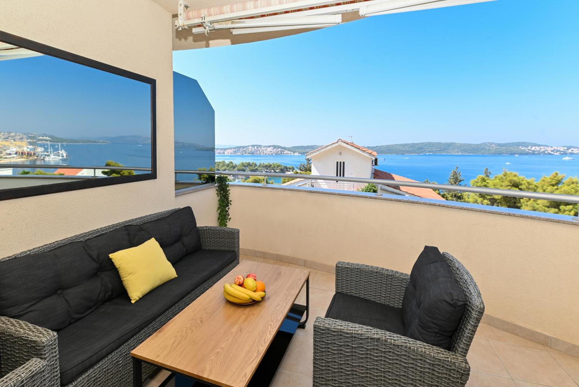 Sunny Place With Sea View トロギール エクステリア 写真