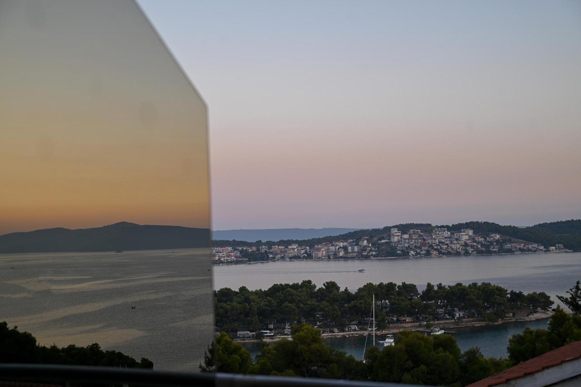 Sunny Place With Sea View トロギール エクステリア 写真